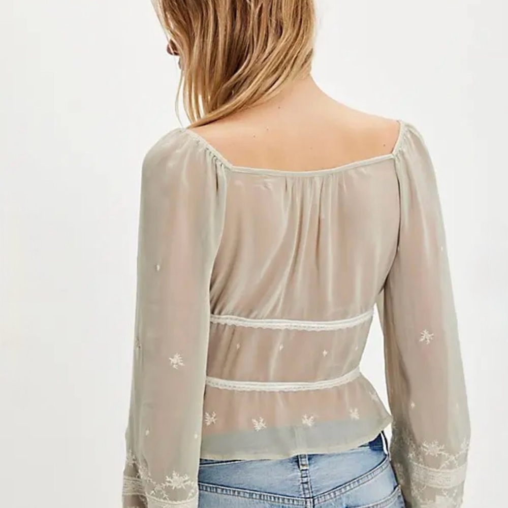 Free People More Love Blouse in Seafoam Large NWT $148 MSRP - Picture 2 of 3